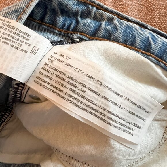 Abercrombie & Fitch - Denim Skirt. Size 26 / 2 - Picture 15 of 15